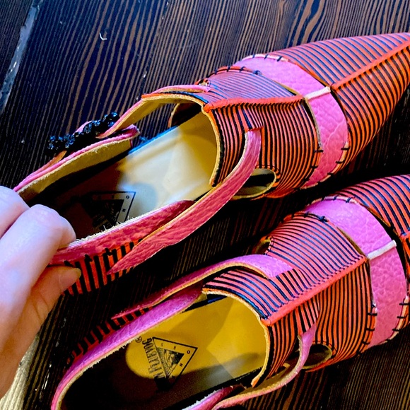 John Fluevog Truth Alisha W8 - Picture 6 of 7